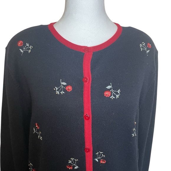 Alfred Dunner Black Red Floral Embroidered Button Front Cardigan Medium Grandma - Picture 2 of 12